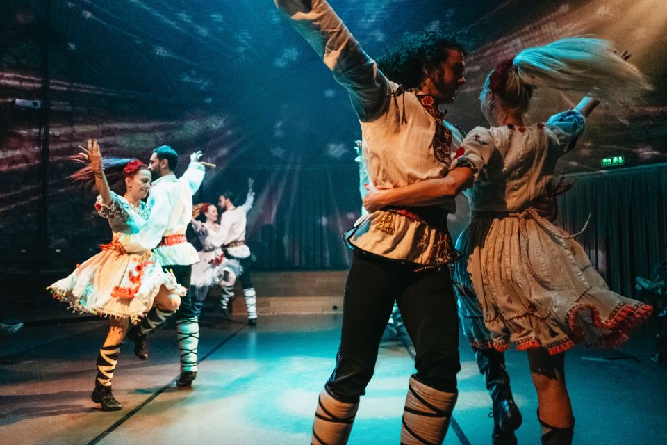 Istanbul: Turkish Dance Show at Hodjapasha Cultural Centre