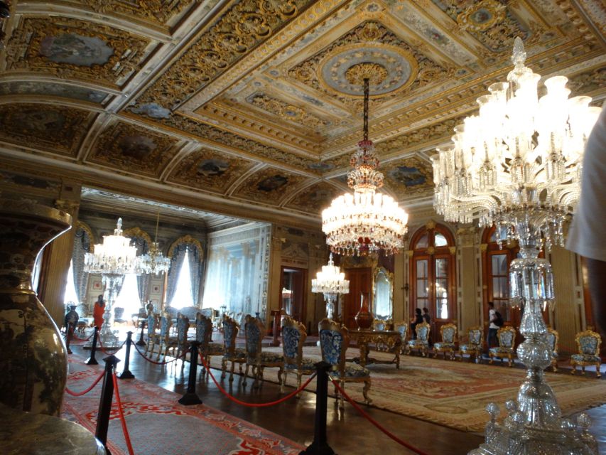 Istanbul: Full-Day Tour with Dolmabahce & Bosphorus Cruise