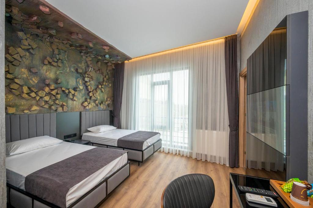 Deluxe Quadruple Room