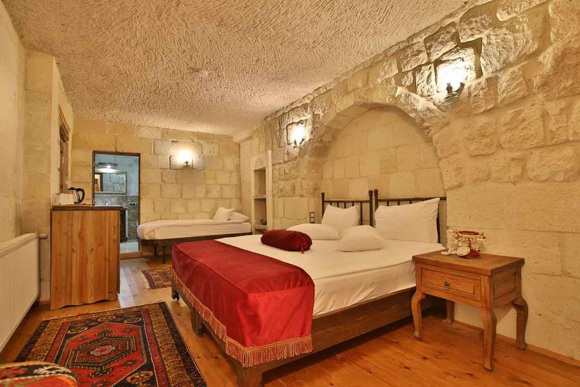 Triple Room with Bath