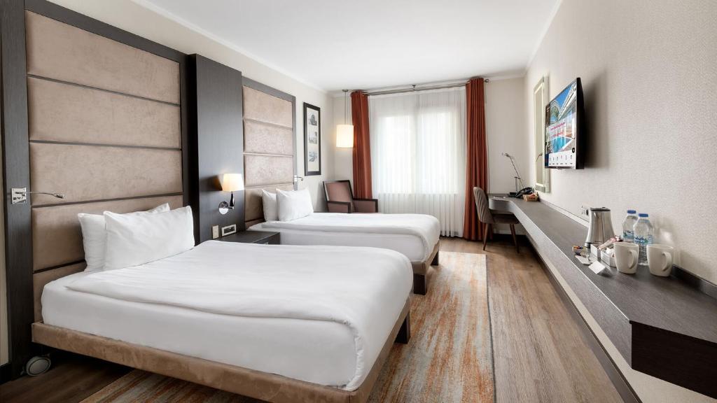 Standard Twin Room