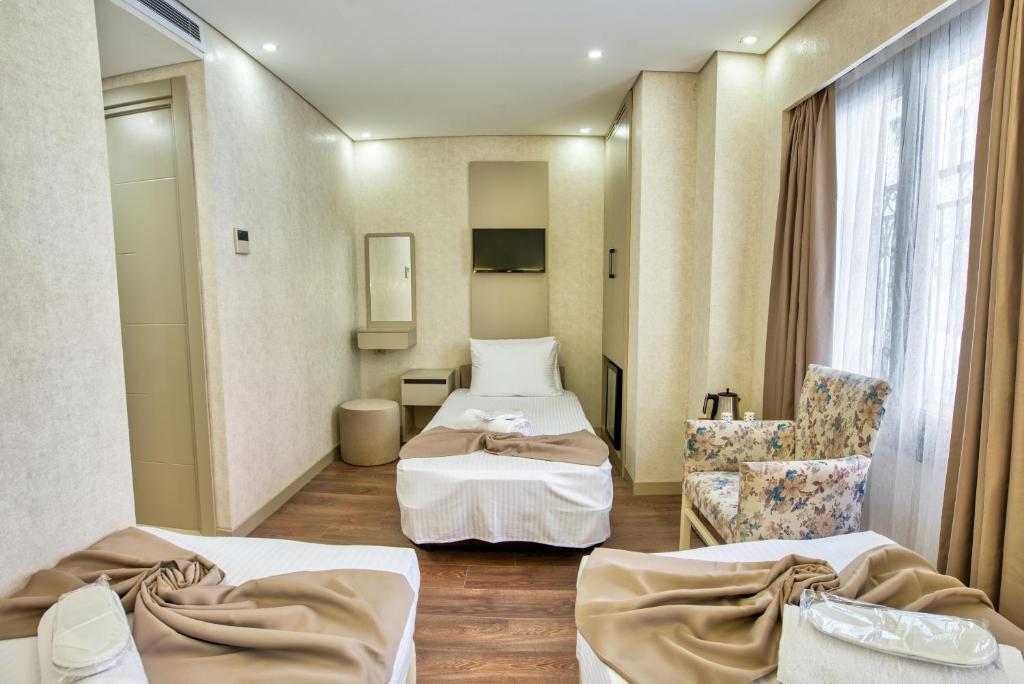 Triple Room with Balcony