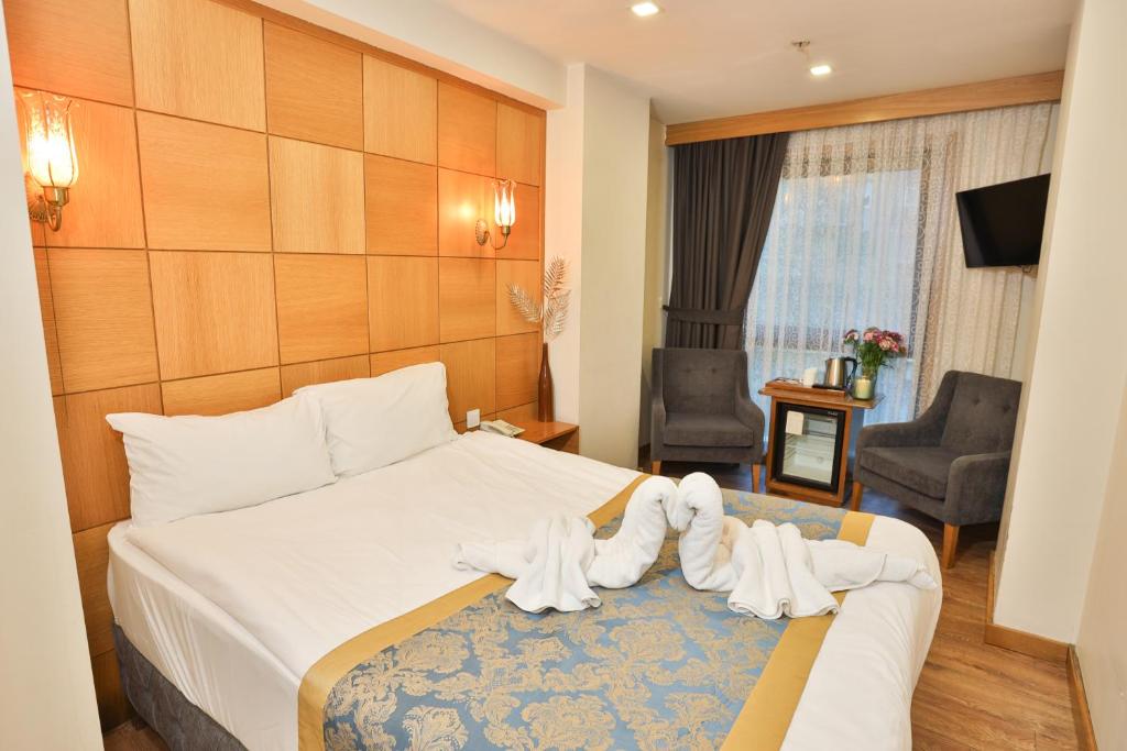 Economy Double or Twin Room