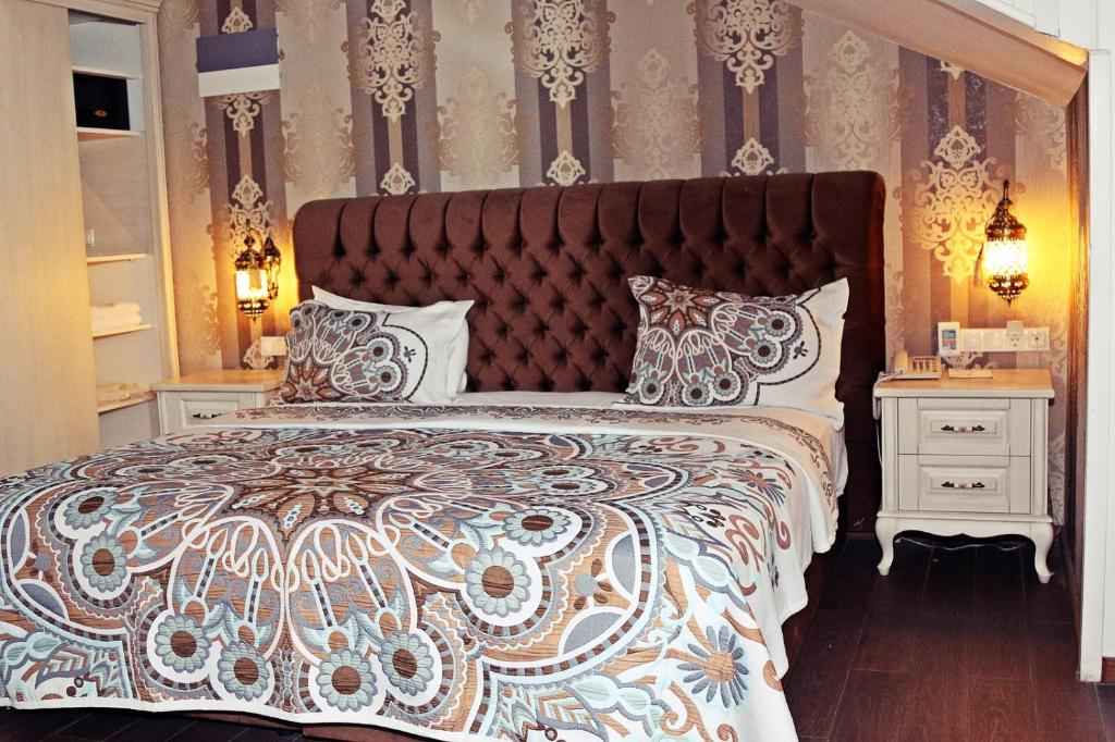 King Suite with Whirlpool
