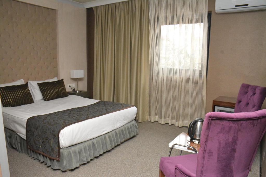Large Single Room