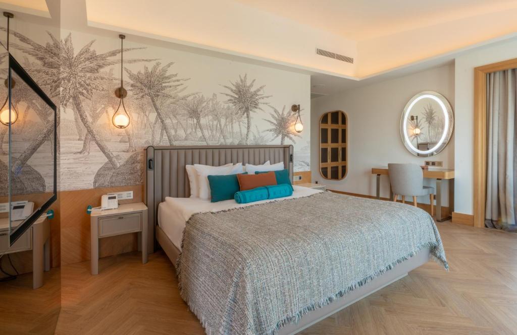 Suite with Private Pool