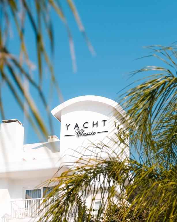 Yacht Classic Hotel