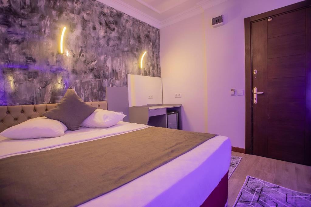 Budget Single Room