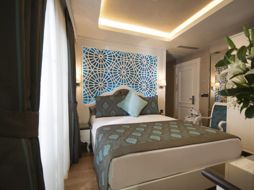 Connecting Family Room