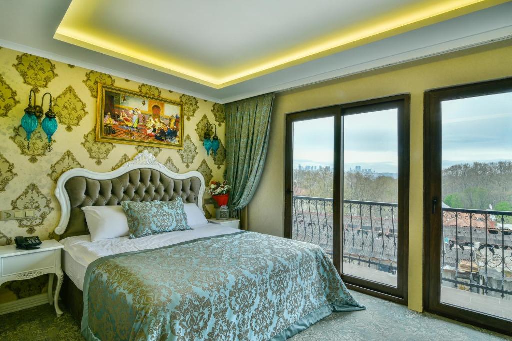 King Suite with Balcony